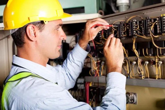 electrician and electric circuit